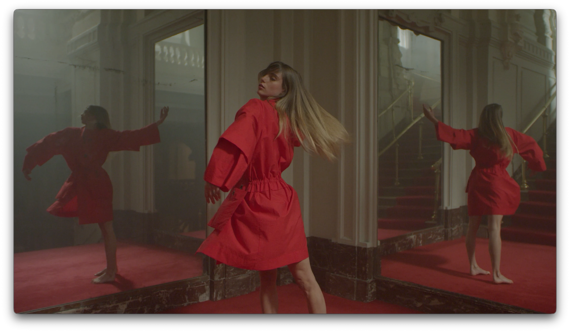 Gioia Seghers — Red dress reflected in three mirrors