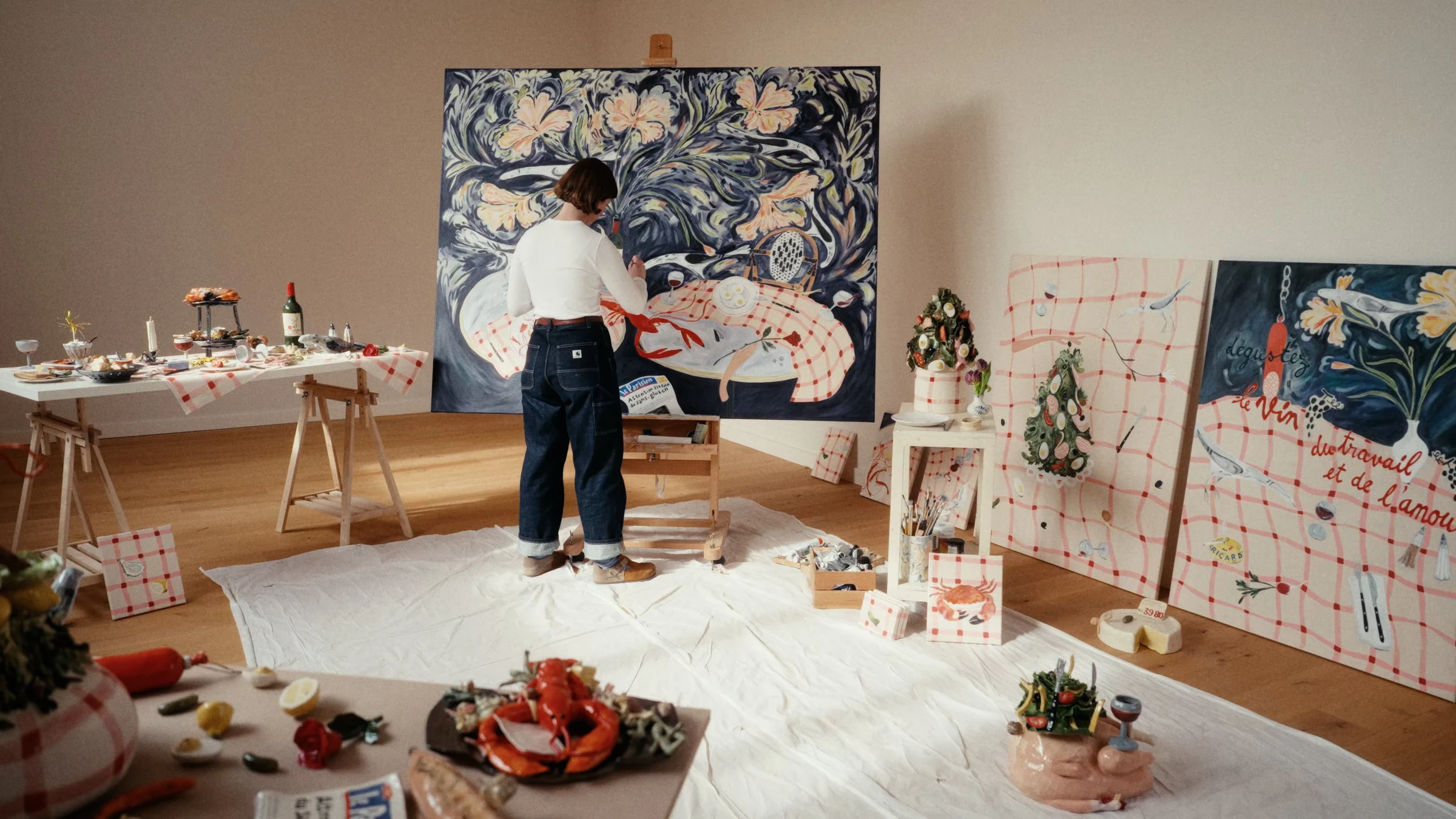 Philippine d’Otreppe painting in her studio