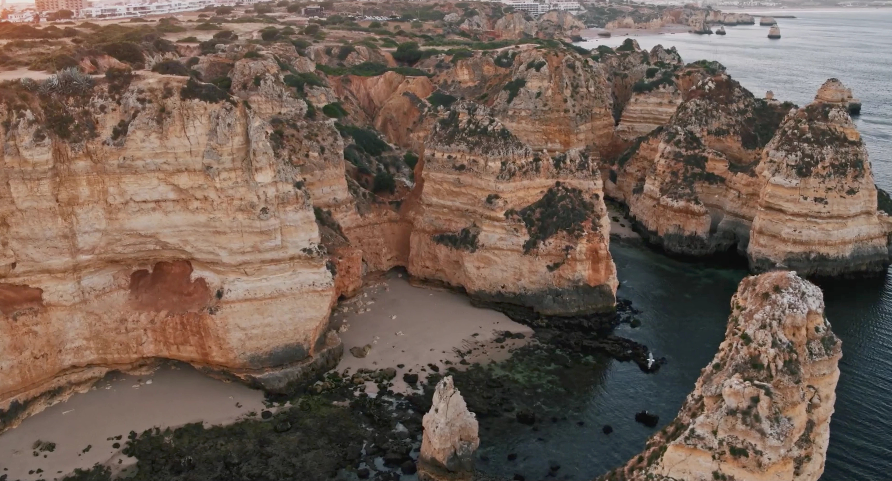 Tanagokoro — Cliffs and sea stacks seen from above