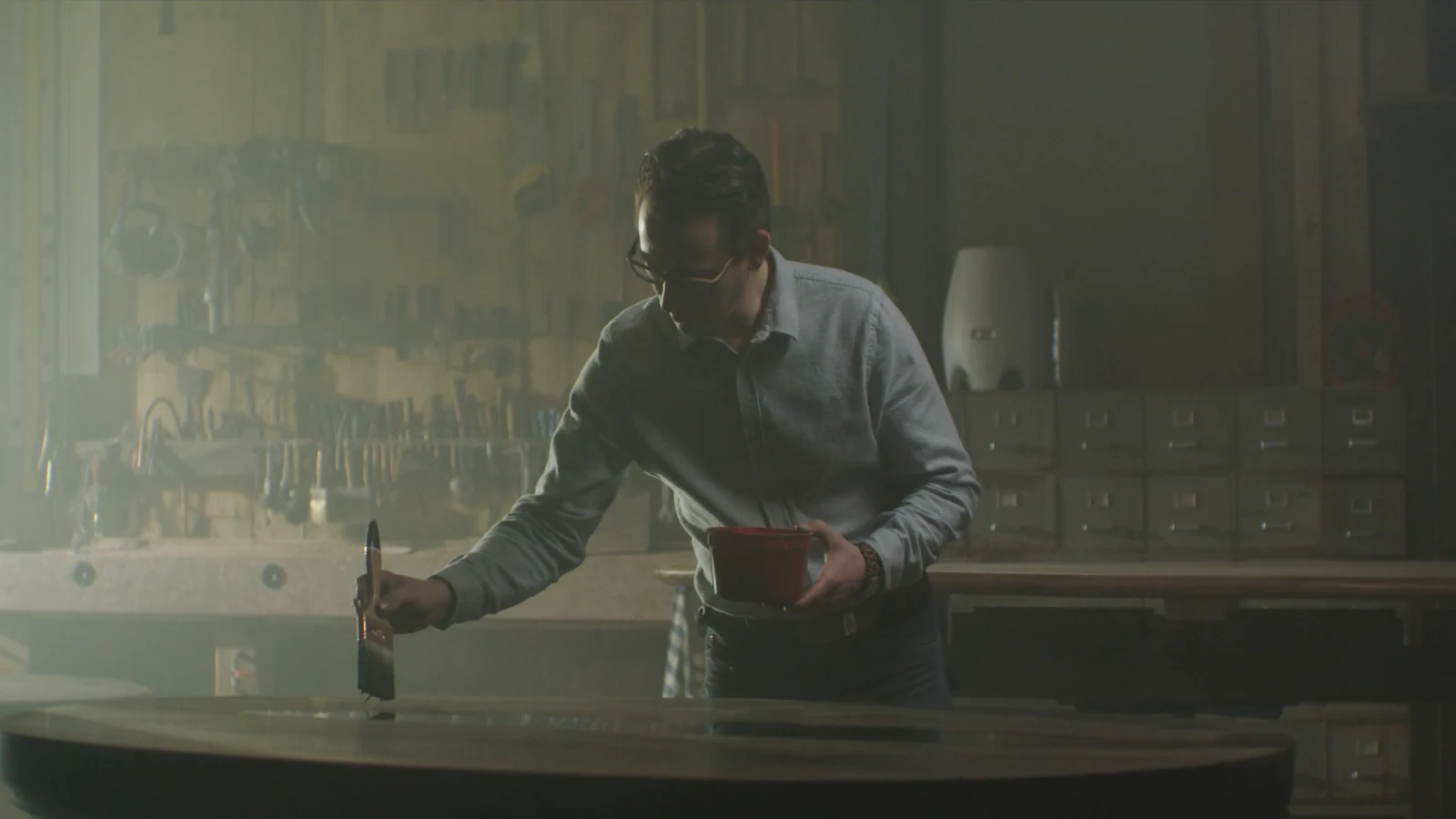 Wim Pues at work in his workshop